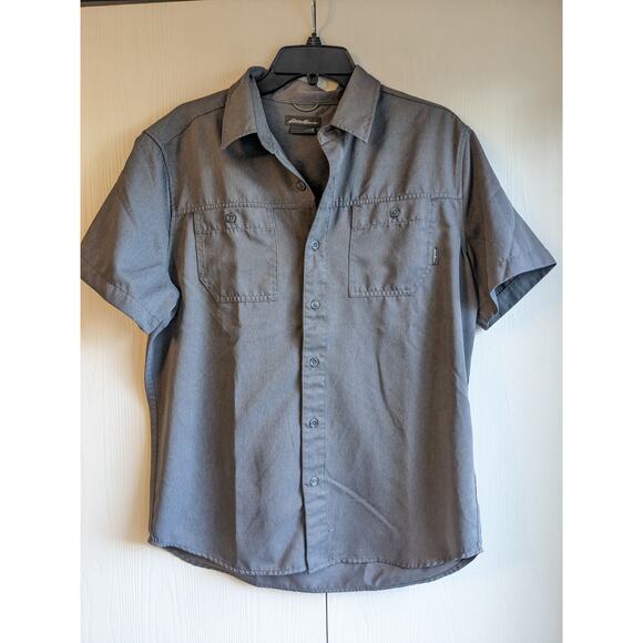 Eddie Bauer Men's Gray Button Down Short Sleeve Pockets Shirt Size M - Picture 1 of 5